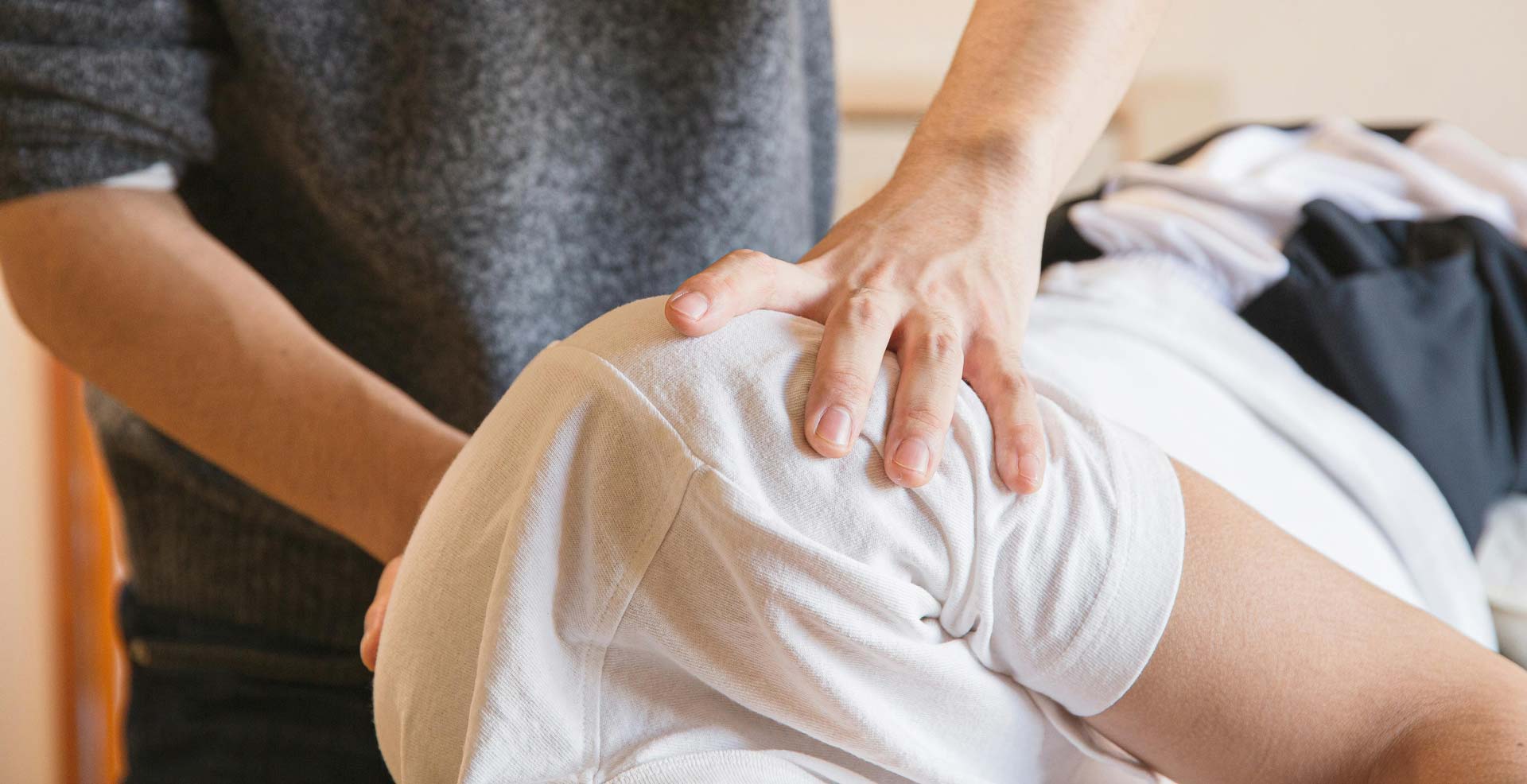 Orthopaedic physiotherapist and post surgery rehabilitation