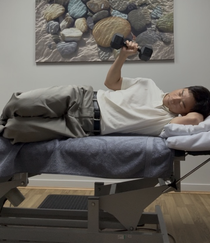 shoulder bursa exercises - sccentric external rotation 1