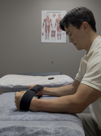 shoulder bursa exercises - shoulder isometric external rotation
