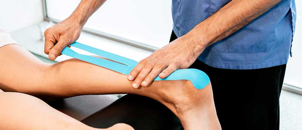 sports physiotherapists ankle treatment
