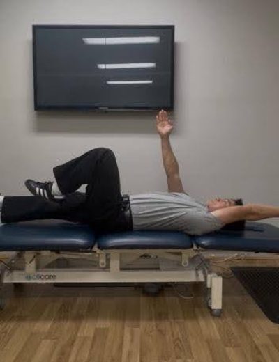 back pain prevention exercise - dead bug 03